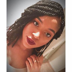 Meet your Posher, Olivet